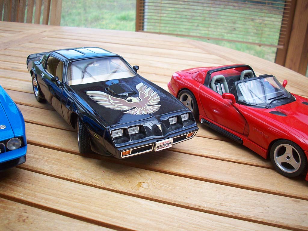 Vends diecast 1:18 Nov4